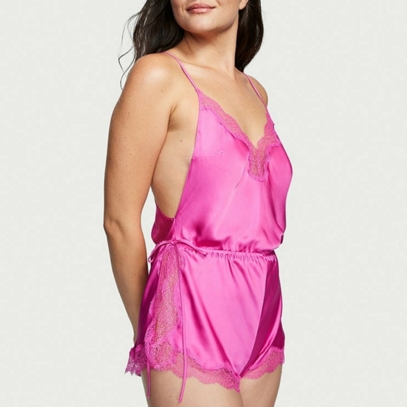 Victoria's Secret Satin Side Tie Romper Pink XXL NEW - Picture 1 of 14